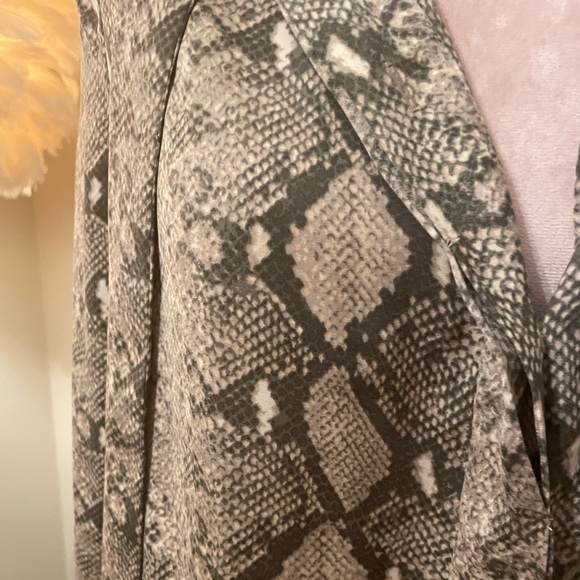 Stella and Dot Blouse - Picture 2 of 5